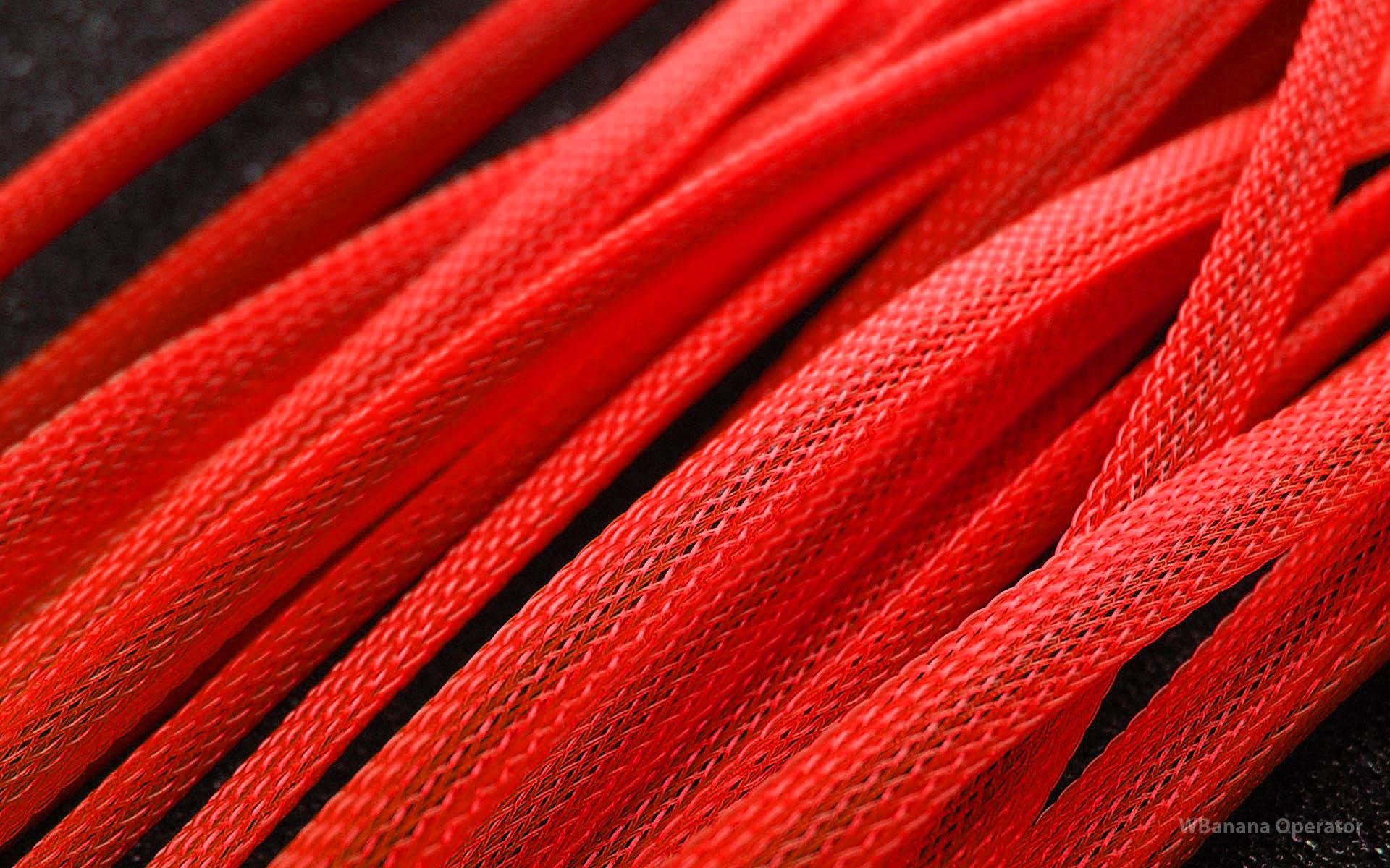 Cable_Mod_Wallpaper_02 Red.JPG